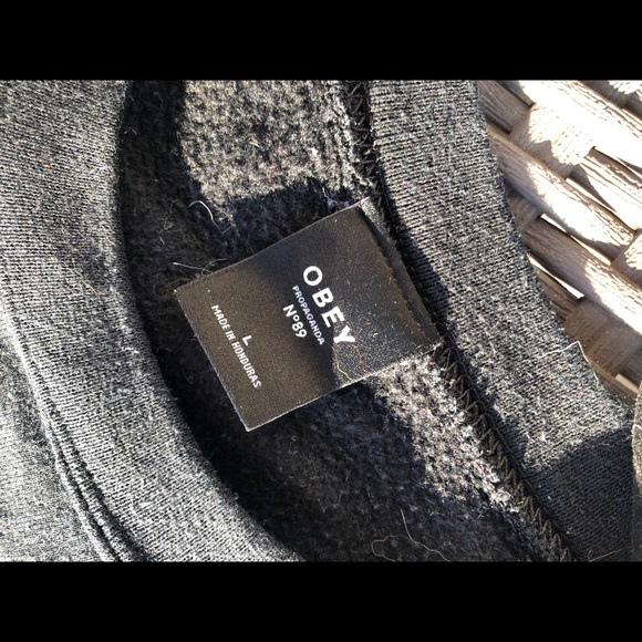 Obey Sweatshirt - Picture 2 of 2